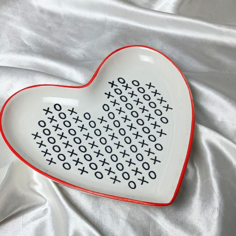 GANZ XOXO HEART SHAPE 7'' PLATE